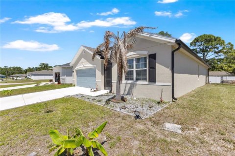 Villa ou maison à vendre à Palm Bay, Floride: 4 chambres, 170.01 m2 № 2098966 - photo 2