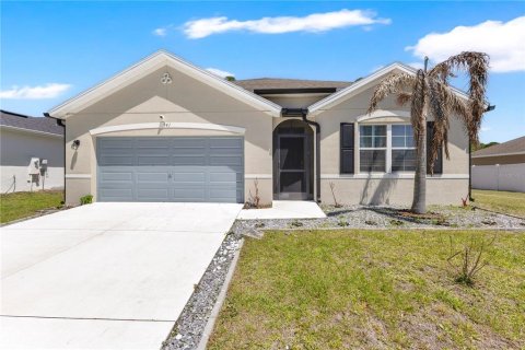 Villa ou maison à Palm Bay, Floride 4 chambres, 170.01 m2 № 2098966