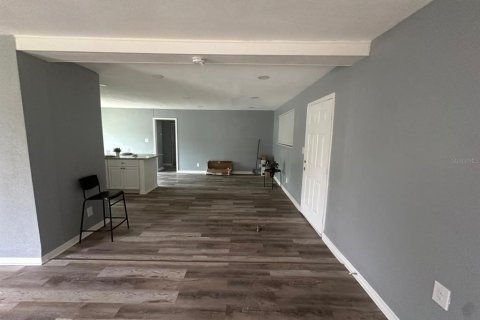 House in Jacksonville, Florida 3 bedrooms, 125.42 sq.m. № 2391528 - photo 13