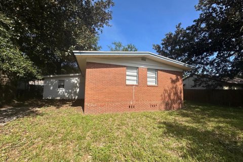 House in Jacksonville, Florida 3 bedrooms, 125.42 sq.m. № 2391528 - photo 8
