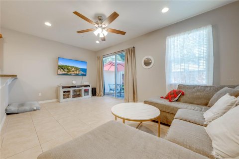 Townhouse in Orlando, Florida 3 bedrooms, 136.75 sq.m. № 1570461 - photo 9