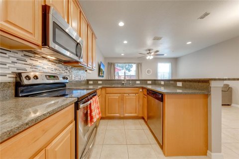 Townhouse in Orlando, Florida 3 bedrooms, 136.75 sq.m. № 1570461 - photo 17