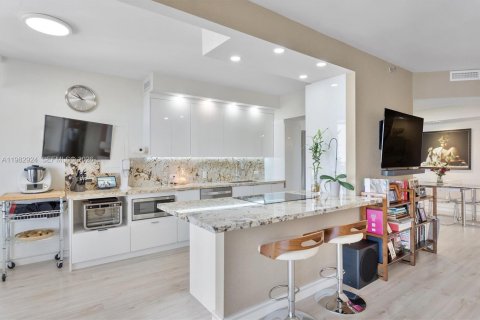 Copropriété à vendre à Aventura, Floride: 2 chambres, 150.69 m2 № 2047348 - photo 16