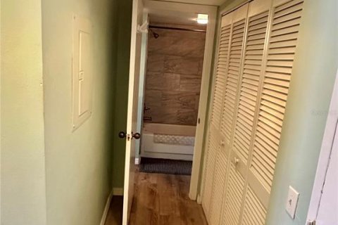 Condominio en venta en Hudson, Florida, 1 dormitorio, 68.1 m2 № 1793969 - foto 8