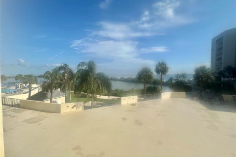 Condominio en venta en Hudson, Florida, 1 dormitorio, 68.1 m2 № 1793969 - foto 3