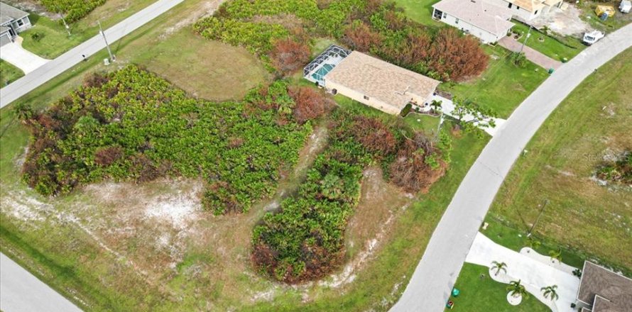 Land in Rotonda, Florida № 2161117