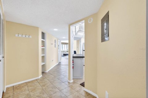 Condominio en venta en Daytona Beach, Florida, 2 dormitorios, 112.41 m2 № 2099893 - foto 5