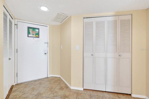 Condominio en venta en Daytona Beach, Florida, 2 dormitorios, 112.41 m2 № 2099893 - foto 4