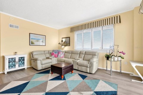 Condominio en venta en Daytona Beach, Florida, 2 dormitorios, 112.41 m2 № 2099893 - foto 6
