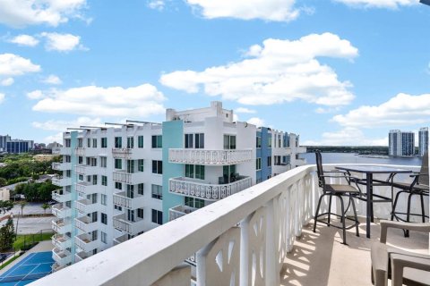 Condominio en venta en Daytona Beach, Florida, 2 dormitorios, 112.41 m2 № 2099893 - foto 25