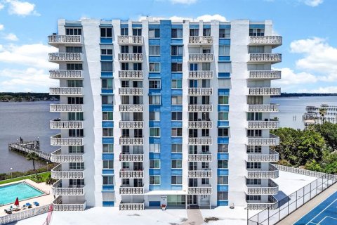 Condominio en venta en Daytona Beach, Florida, 2 dormitorios, 112.41 m2 № 2099893 - foto 28