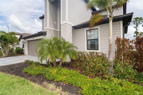 House in Venice, Florida 5 bedrooms, 300.17 sq.m. № 1442149 - photo 3