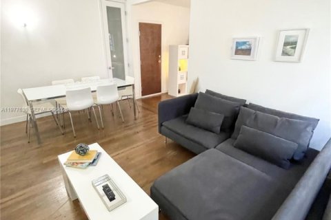 Condominio en venta en Miami Beach, Florida, 1 dormitorio, 45.8 m2 № 2042517 - foto 19