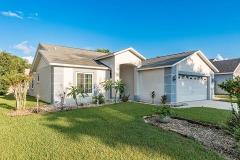 Casa en venta en Tarpon Springs, Florida, 3 dormitorios, 124.67 m2 № 1854414 - foto 1
