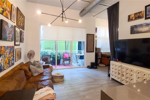 Купить кондоминиум в Майами, Флорида 2 спальни, 102.1м2, № 1986853 - фото 1