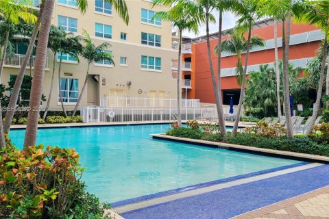 Купить кондоминиум в Майами, Флорида 2 спальни, 102.1м2, № 1986853 - фото 20