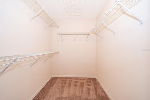 Villa ou maison à vendre à Oviedo, Floride: 3 chambres, 219.53 m2 № 2114093 - photo 14