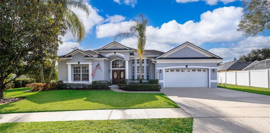 Villa ou maison à Oviedo, Floride 3 chambres, 219.53 m2 № 2114093