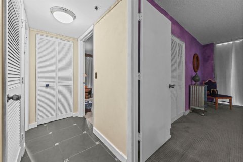 Condominio en venta en St. Lucie, Florida, 3 dormitorios, 175.77 m2 № 2244844 - foto 7