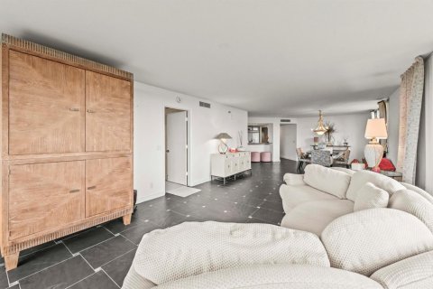 Condominio en venta en St. Lucie, Florida, 3 dormitorios, 175.77 m2 № 2244844 - foto 9