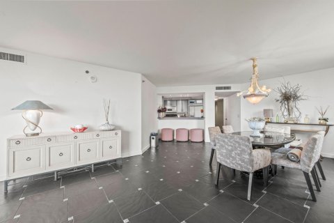 Condominio en venta en St. Lucie, Florida, 3 dormitorios, 175.77 m2 № 2244844 - foto 11