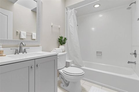 Купить виллу или дом в Кейп-Корал, Флорида 11 комнат, 235.79м2, № 1751033 - фото 27