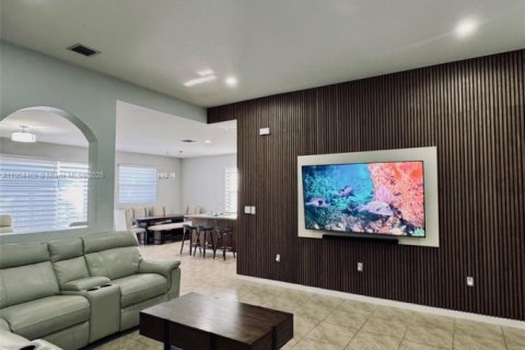 Villa ou maison à vendre à Homestead, Floride: 3 chambres, 156.45 m2 № 1955782 - photo 2