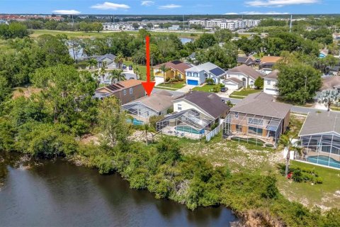House in Davenport, Florida 3 bedrooms, 139.26 sq.m. № 1777332 - photo 1