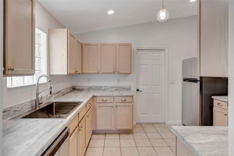House in Davenport, Florida 3 bedrooms, 139.26 sq.m. № 1777332 - photo 9