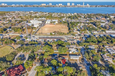 Casa en venta en South Daytona, Florida, 3 dormitorios, 118.17 m2 № 2094838 - foto 4