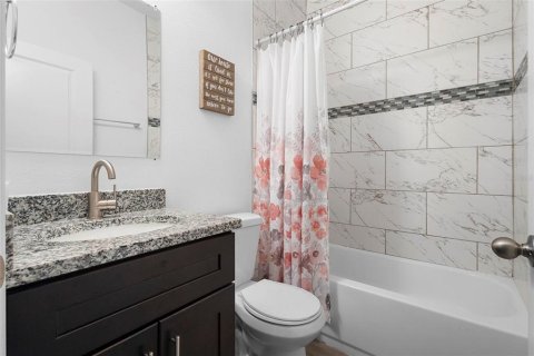 Duplex in Kissimmee, Florida 6 bedrooms, 220.18 sq.m. № 1634896 - photo 23