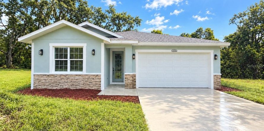 Villa ou maison à Summerfield, Floride 4 chambres, 191.1 m2 № 2408470