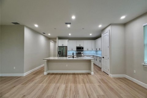 Villa ou maison à vendre à Summerfield, Floride: 4 chambres, 191.1 m2 № 2408470 - photo 4