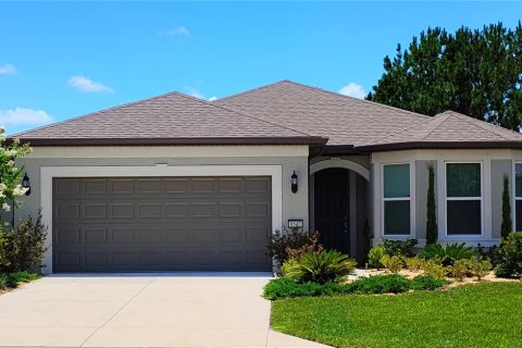 House in Ocala, Florida 3 bedrooms, 193.89 sq.m. № 2303302