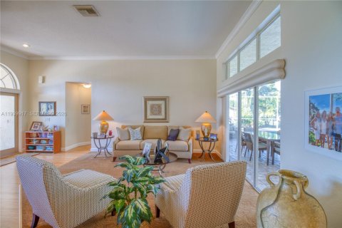 Villa ou maison à vendre à Coral Springs, Floride: 4 chambres, 253.16 m2 № 1997895 - photo 13