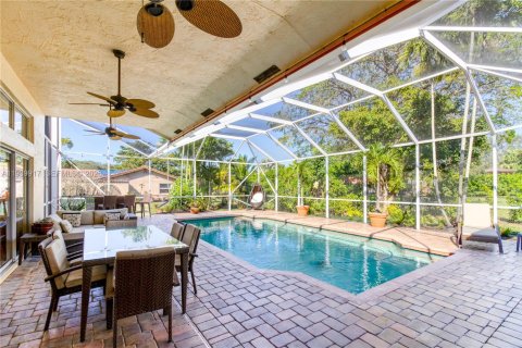 Villa ou maison à vendre à Coral Springs, Floride: 4 chambres, 253.16 m2 № 1997895 - photo 15