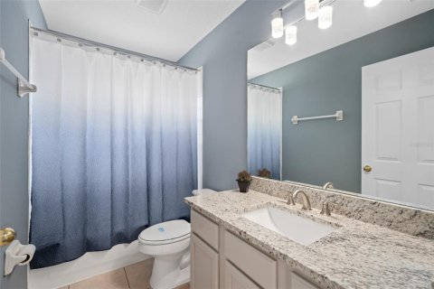 Casa en venta en Kissimmee, Florida, 7 dormitorios, 270.72 m2 № 1908024 - foto 25