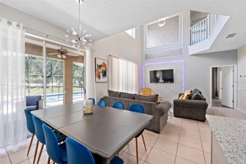 Casa en venta en Kissimmee, Florida, 7 dormitorios, 270.72 m2 № 1908024 - foto 13