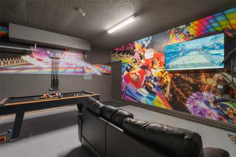 Casa en venta en Kissimmee, Florida, 7 dormitorios, 270.72 m2 № 1908024 - foto 3