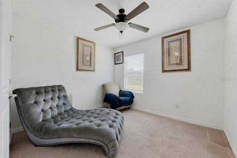 House in Gibsonton, Florida 5 bedrooms, 248.42 sq.m. № 2259056 - photo 15