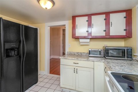 Villa ou maison à vendre à Tampa, Floride: 3 chambres, 94.2 m2 № 2359498 - photo 14