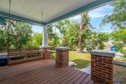 Villa ou maison à vendre à Tampa, Floride: 3 chambres, 94.2 m2 № 2359498 - photo 3