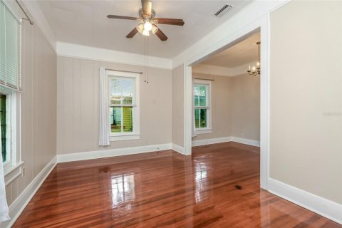 Villa ou maison à vendre à Tampa, Floride: 3 chambres, 94.2 m2 № 2359498 - photo 25
