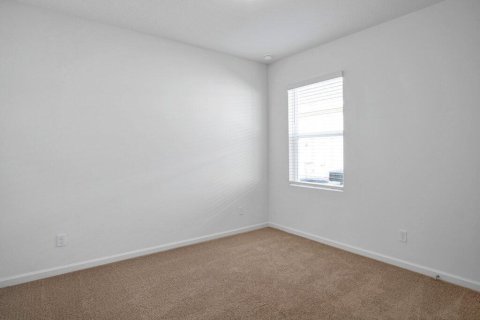 Купить виллу или дом в Порт-Сент-Луси, Флорида 3 комнаты, 139.73м2, № 2250245 - фото 12