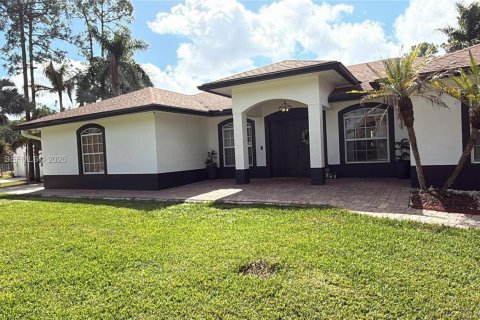 House in Loxahatchee Groves, Florida 3 bedrooms, 137.4 sq.m. № 2036246 - photo 3