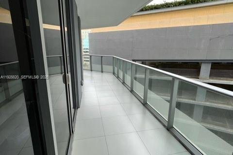 Condo in Miami, Florida, 1 bedroom  № 2052951 - photo 20