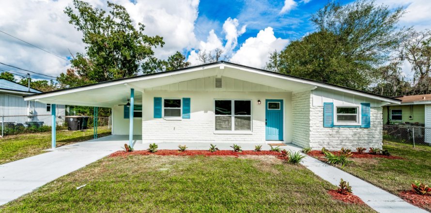 House in Jacksonville, Florida 3 bedrooms, 107.77 sq.m. № 838995