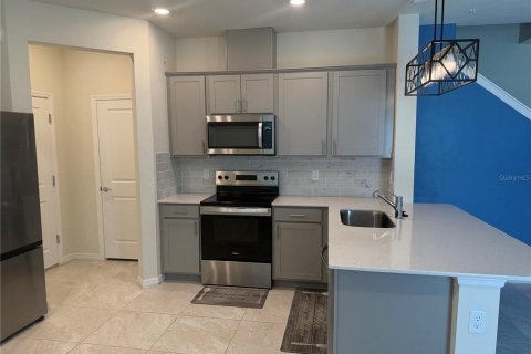 Touwnhouse à vendre à Sanford, Floride: 3 chambres, 162.39 m2 № 2386488 - photo 5