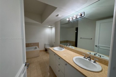 Condo in Aventura, Florida, 2 bedrooms  № 1770267 - photo 8