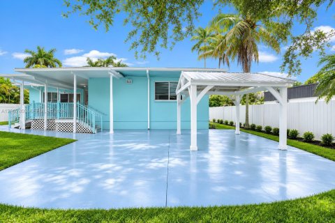 Casa en venta en Miami, Florida, 4 dormitorios, 219.71 m2 № 2382723 - foto 30